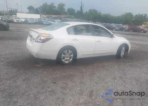 2011 Nissan Altima 2.5 S z USA, uszkodzony, nr VIN 1N4AL2AP1BC169275